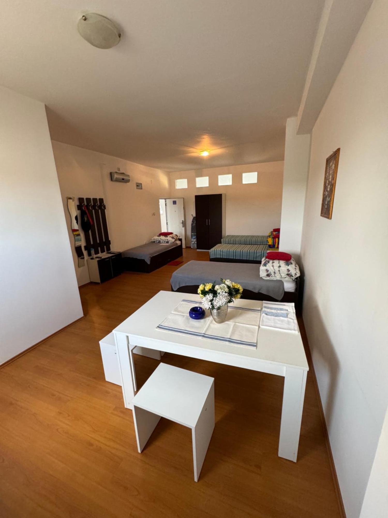Ana & Patrik #2 Appartement Kladovo Buitenkant foto