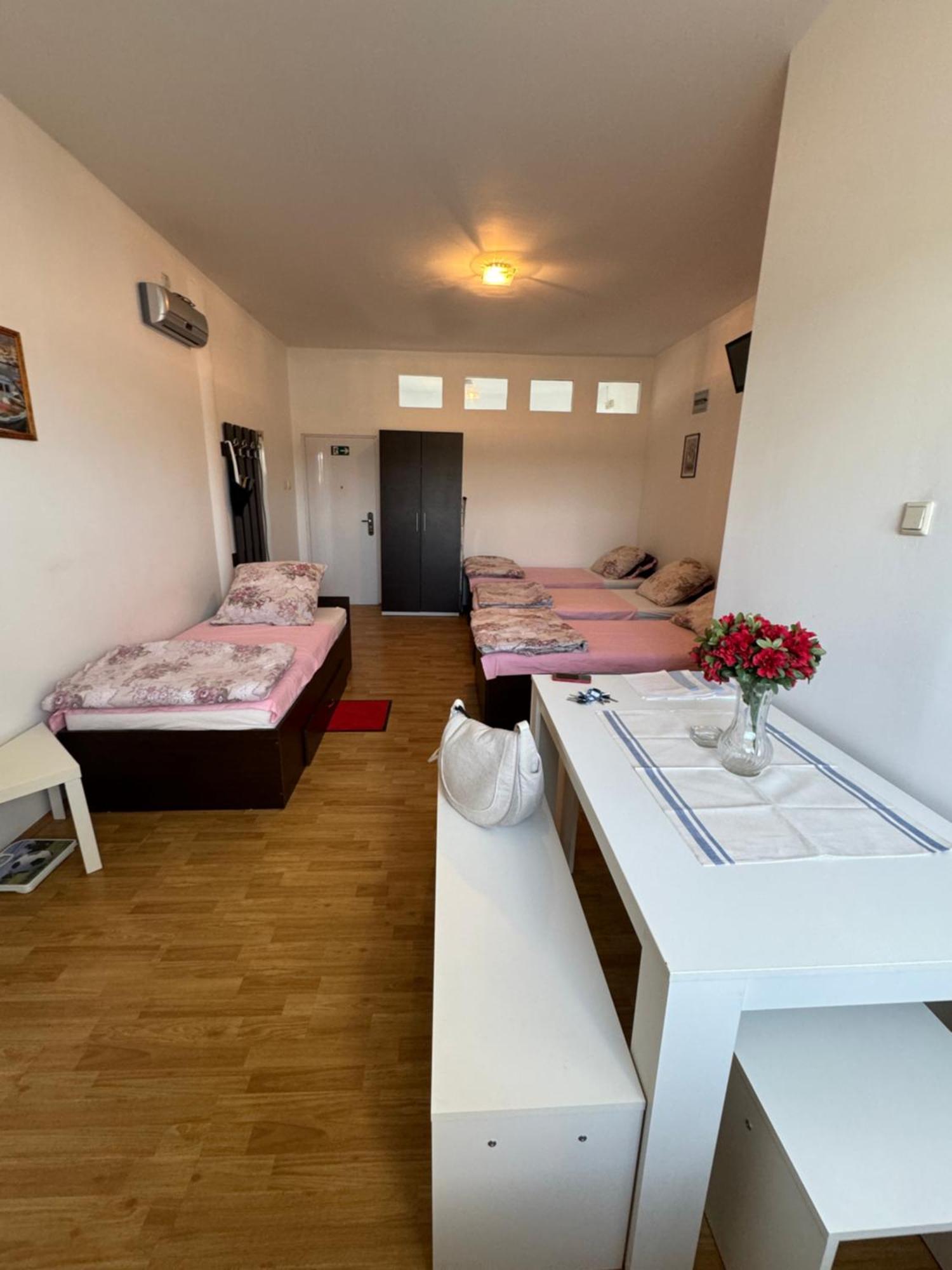 Ana & Patrik #2 Appartement Kladovo Buitenkant foto